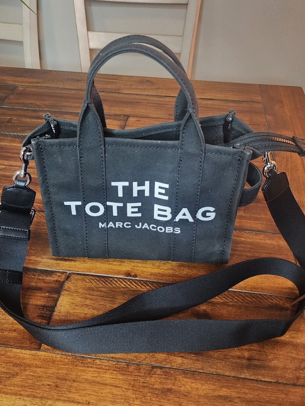 Marc Jacobs "Traveler" Logo Tote Bag | Black | Small